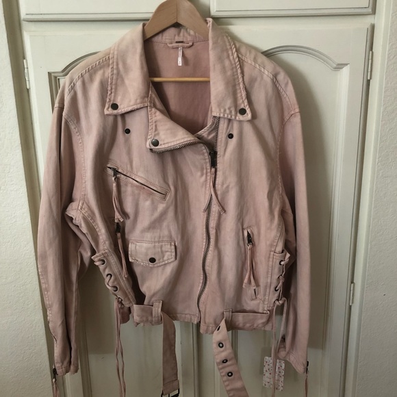 Free People Oversized Pink Blush Denim Jacket - Picture 2 of 6